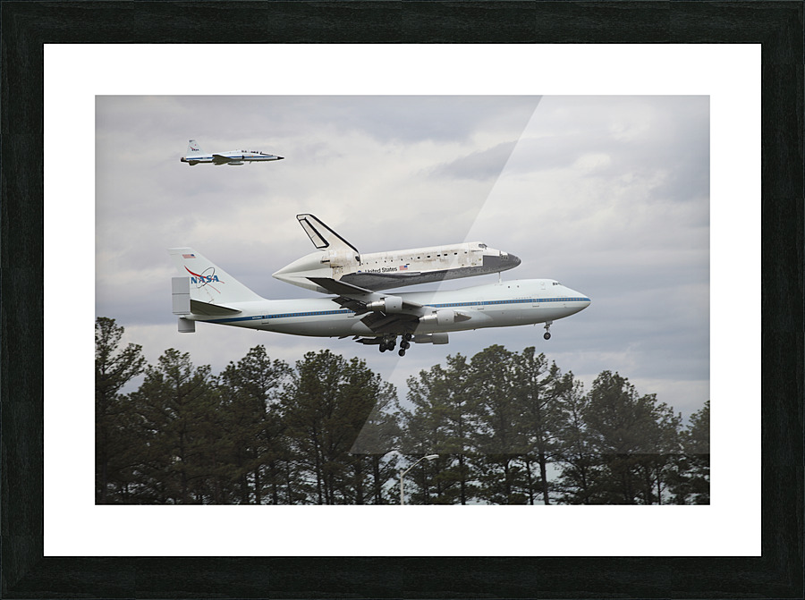 Discovery Final Flight Picture Frame print