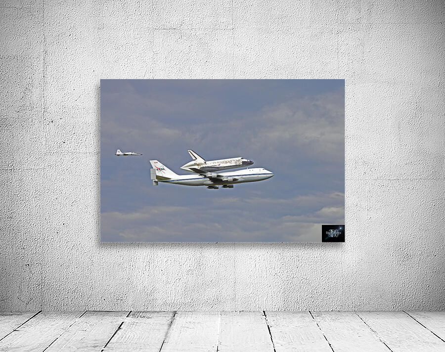 Discovery Final Flight Wall Preview
