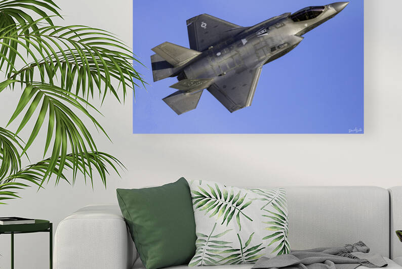 F 35 In The Trun by SoapBoxintheSky