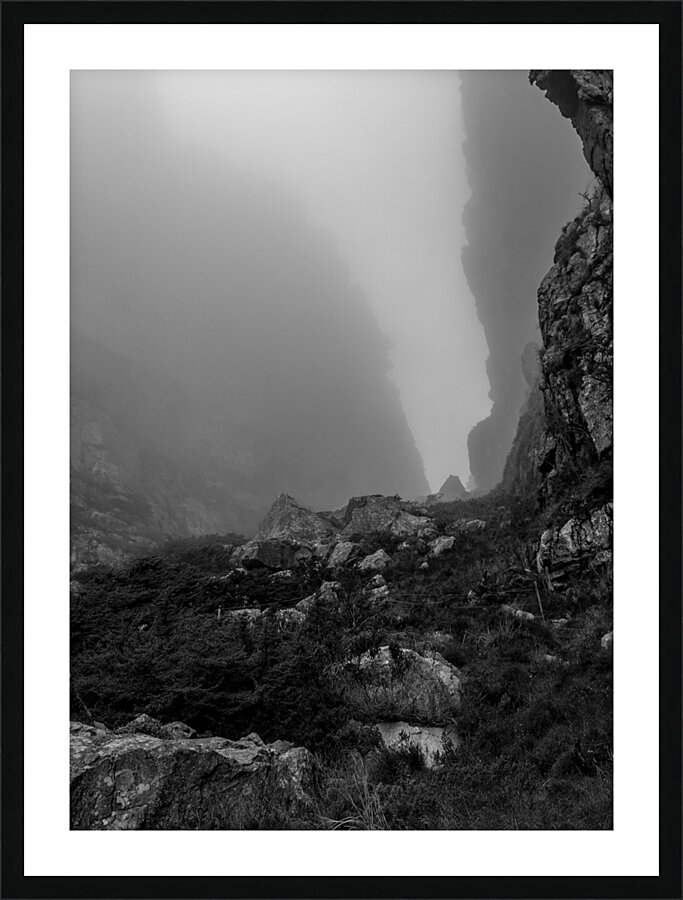 foggy platte klip gorge trail table mountain  ver Picture Frame print