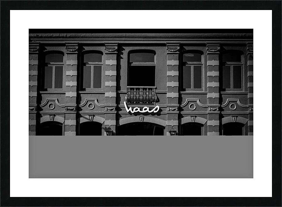 haas coffee shop on buitenkant  horizontal 2982 H Picture Frame print