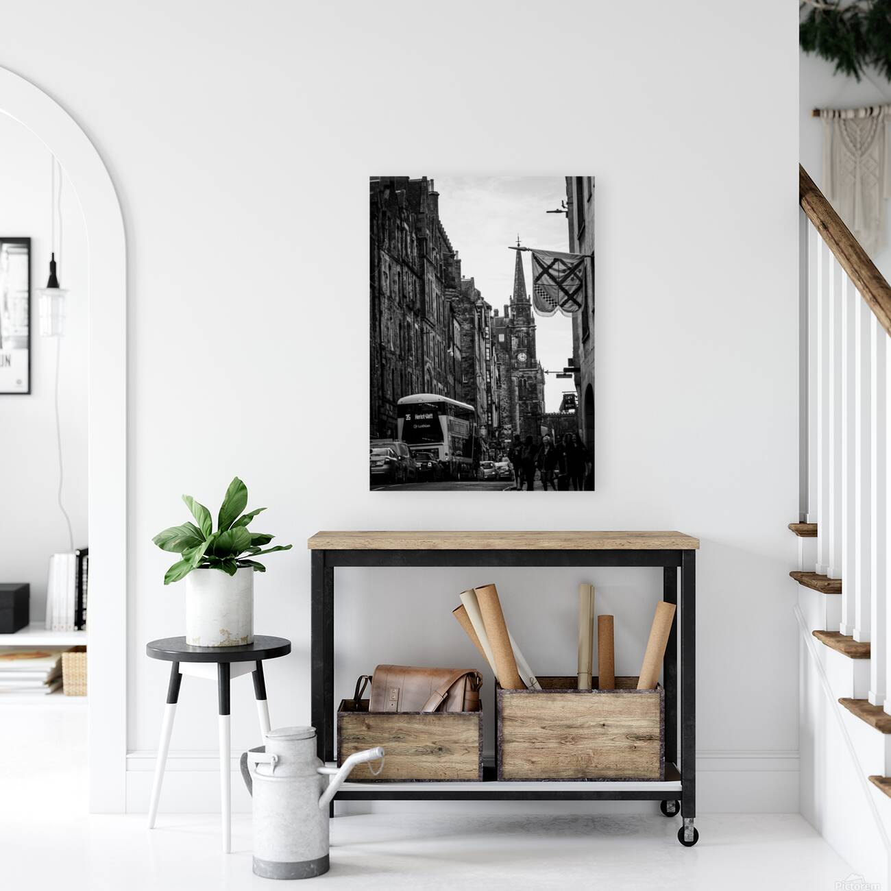 the royal mile old town edinburgh  vertical 4665 Reproduction