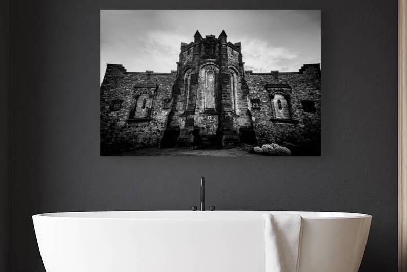 scottish war memorial edinburgh castle  horizonta by Black And White