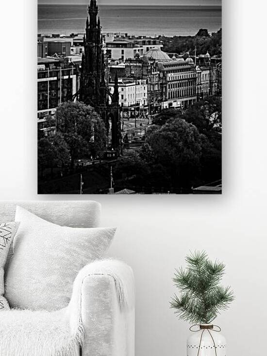 princes street  vertical 4688 Princes 13k by Black And White