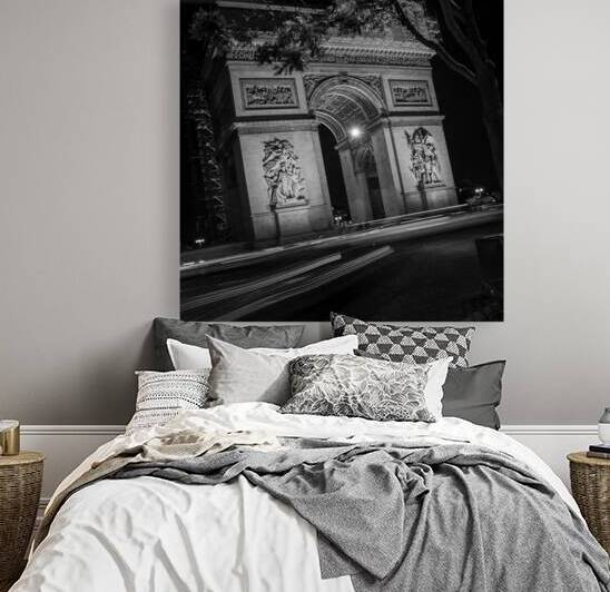 arc de triomphe at night  square 2496 Triomphe 13 by Black And White
