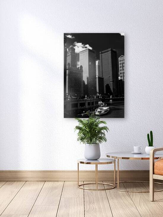 wendella boat architectural tours chicago river by Black And White