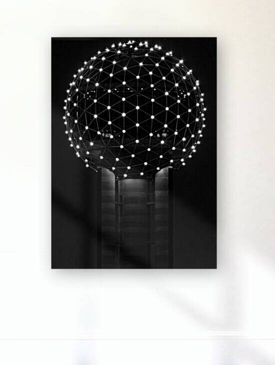 reunion tower  vertical 791 Reunion 13k by Black And White