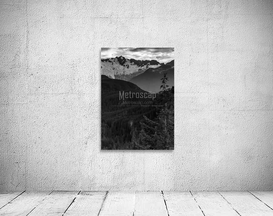 serratus mountain range squamish  vertical 2646 S Wall Preview