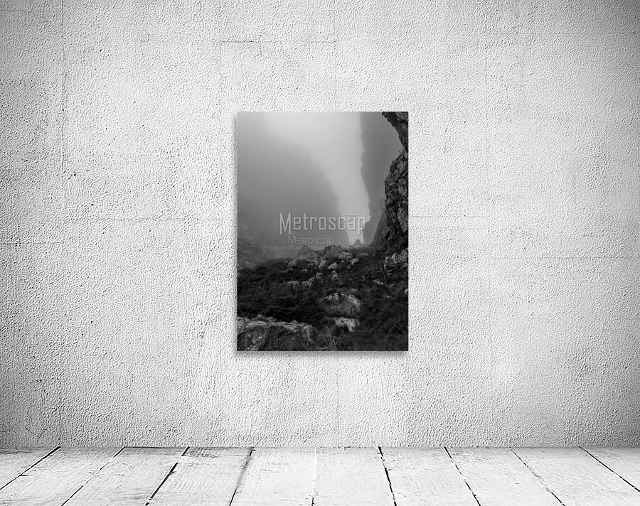 foggy platte klip gorge trail table mountain  ver Wall Preview