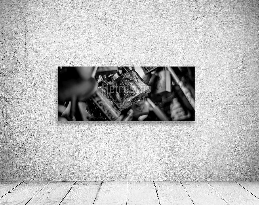 paris love locks  panoramic 2452 Locks 13k Wall Preview