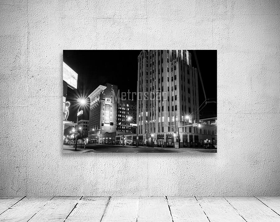 luhrs tower at night downtown phoenix  horizontal Wall Preview