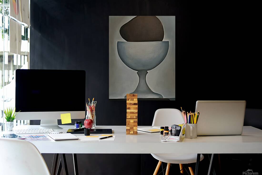 Georgia OKeeffe - Alligator Pear in White Dish 1921 Reproduction