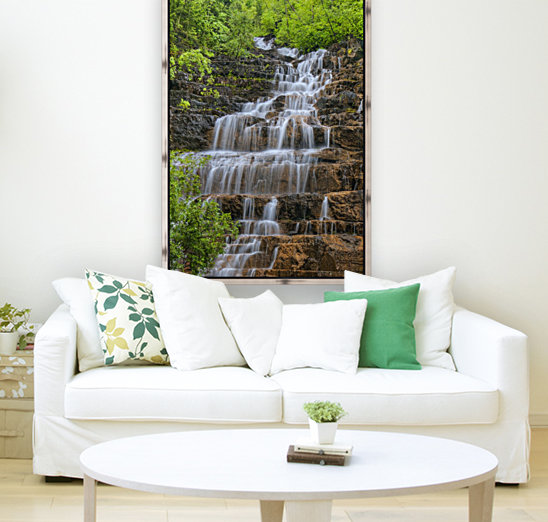 FLOWING GRACE Reproduction
