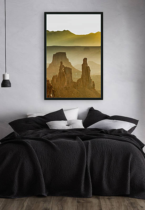 GOLDEN SPIRES Reproduction
