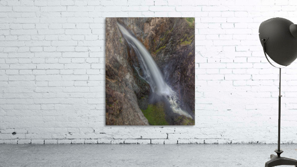 TALL FALLS Wall Preview