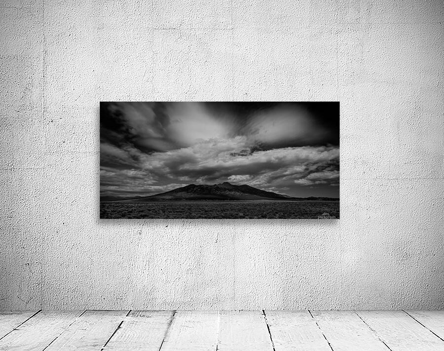 IMPENDING STORM - B&W Wall Preview