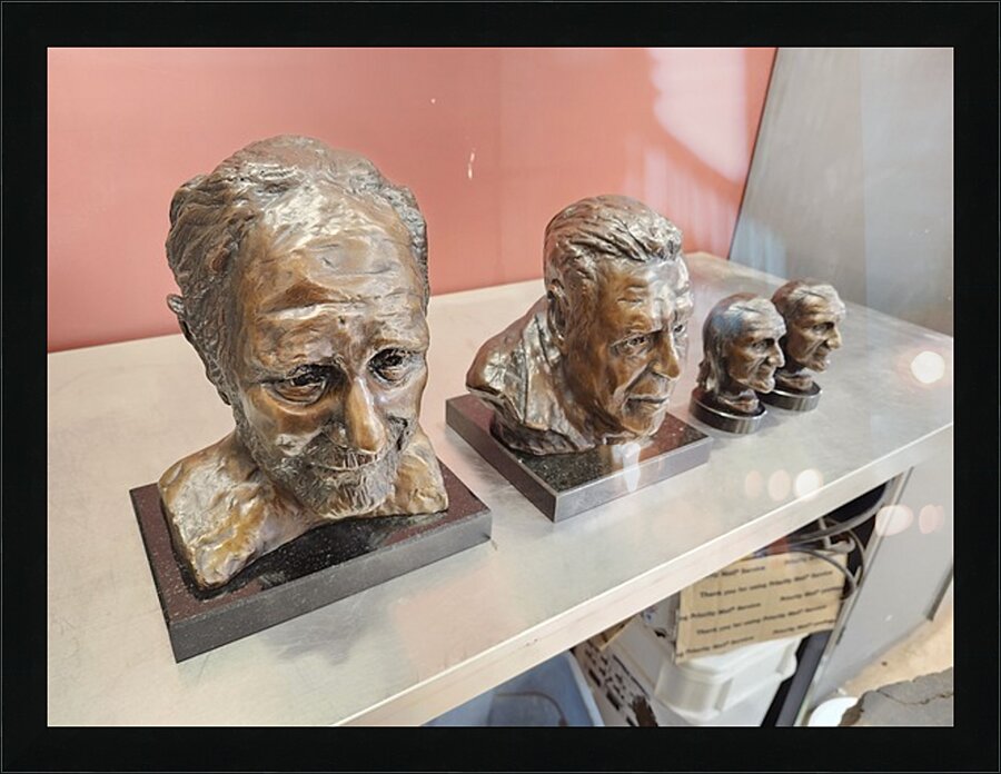 1000018756 Picture Frame print