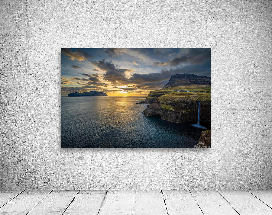 Sea sunset Wall Preview