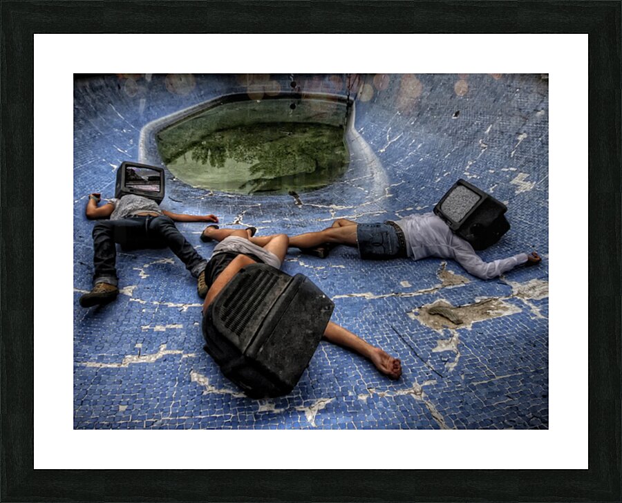 TV-Heads Photography by Giovanni Tilotta
