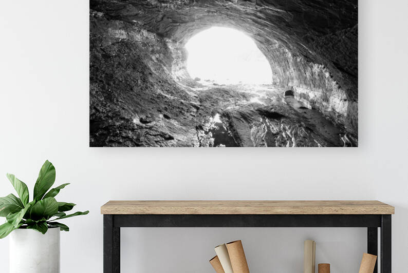 SEA CAVE Reproduction