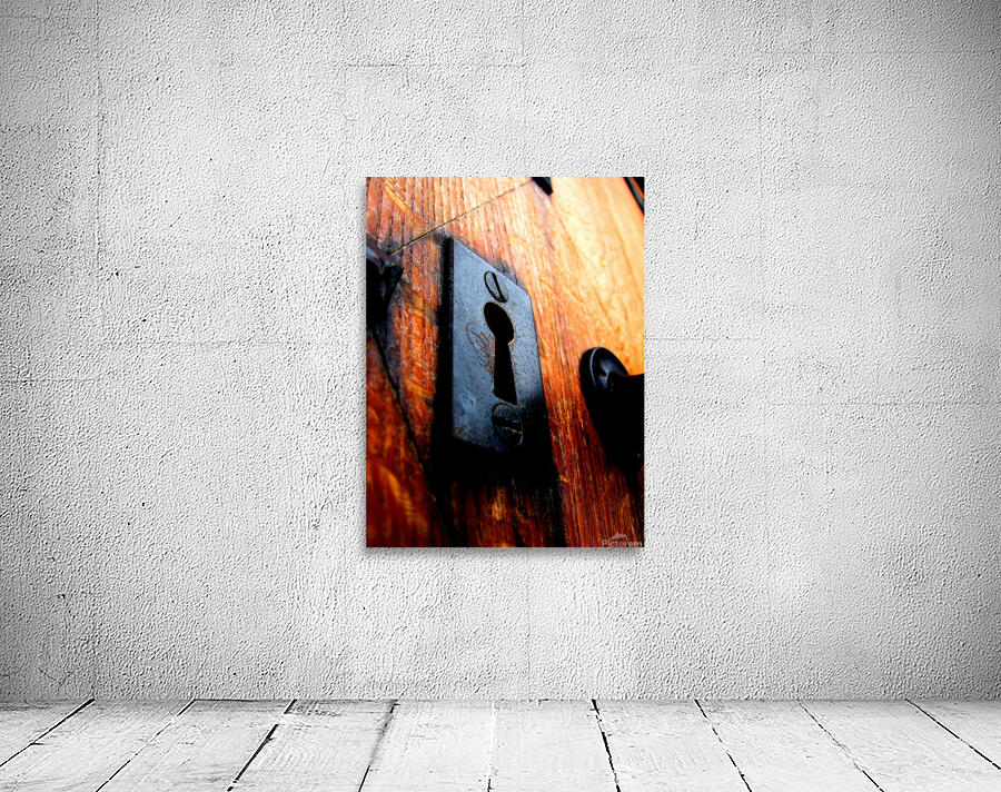 Keyhole Wall Preview