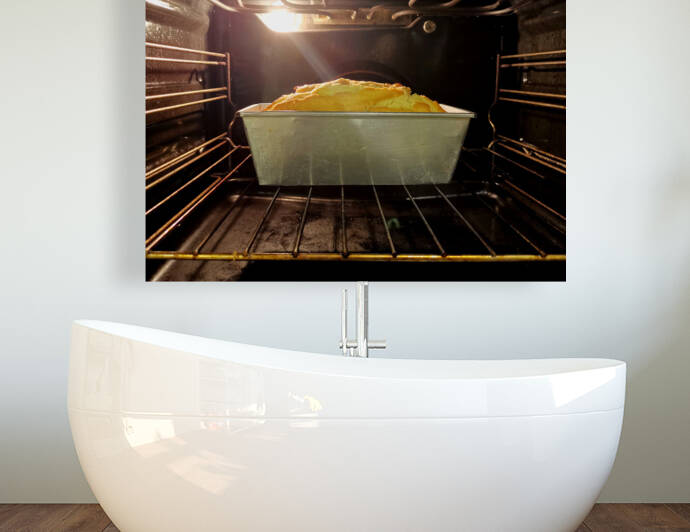 Inside the Oven by Saowalux Poshyanandana