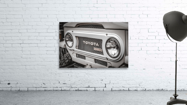Land Cruiser Grill Wall Preview