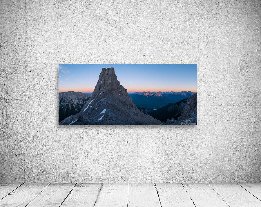 Edith South Sunset Wall Preview