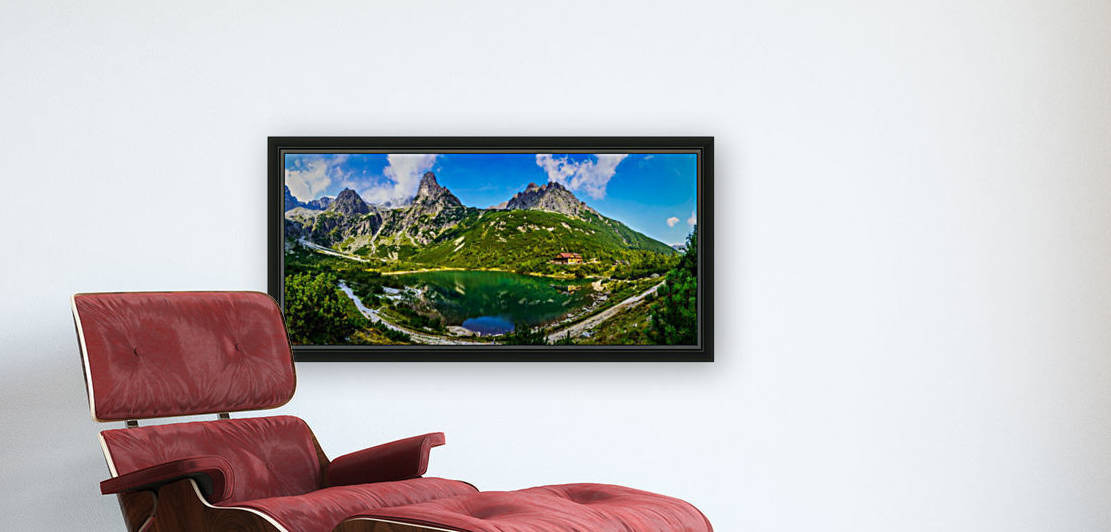 Mountain cottage at the Zelene pleso by zoltanduray