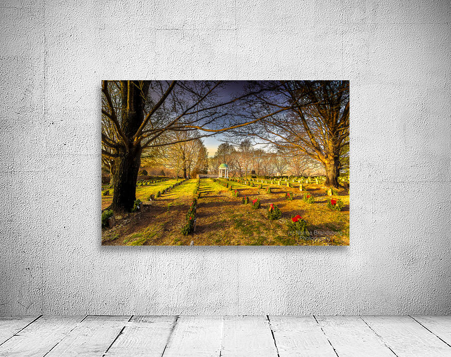 Old City Civil War Cemetery Christmas Wreaths Wall Preview