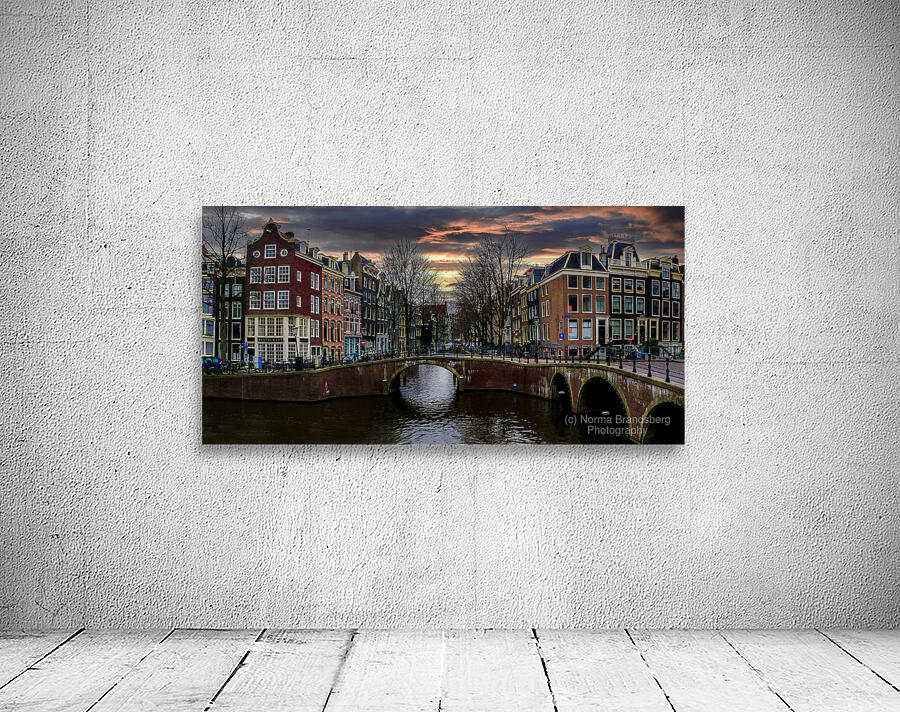 Leidsegracht and Keizersgracht Canals Wall Preview