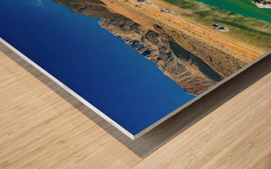 Mono Lake Tufa Statues Wood print