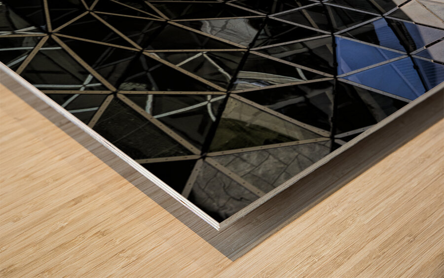 MyZeil Infinity Building Exterior Wood print